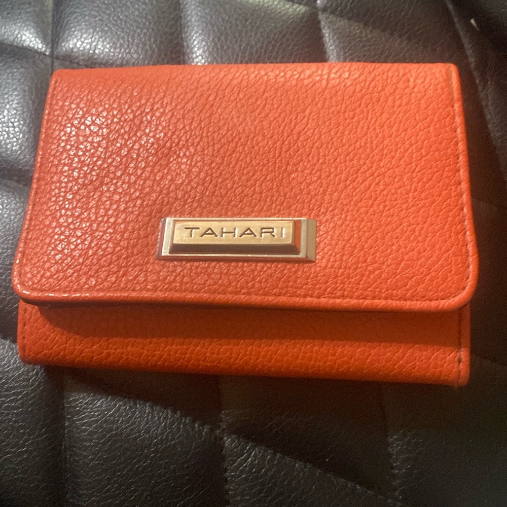 Tahari Wallet Identity Protect Lining
